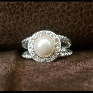 Pearl cocktail ring with Swarovski crystals